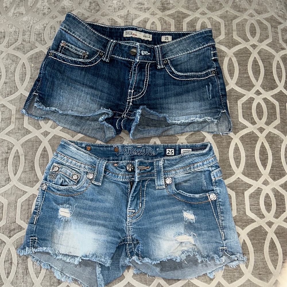 Miss Me Shorts Sz 25 &  BKE Stella Shorts Sz 25